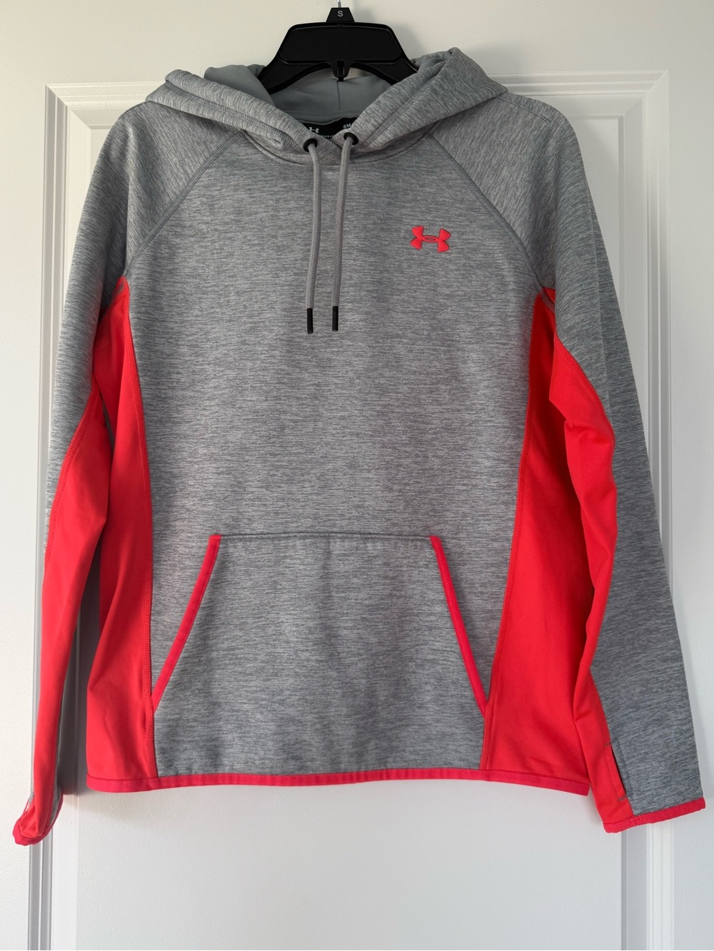 Under Armour Light Gray & White ColdGear Hoodie